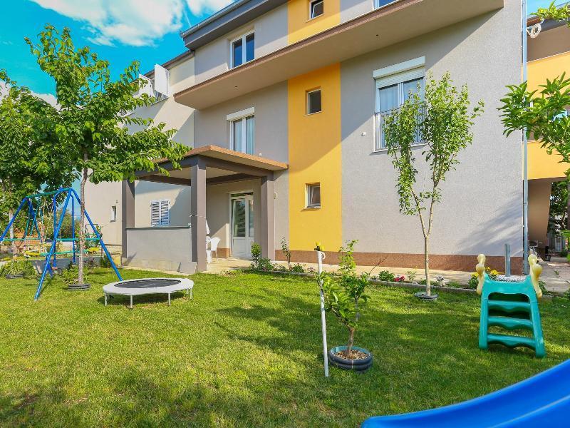 Apartments Damir Kaštel Štafilić Zewnętrze zdjęcie