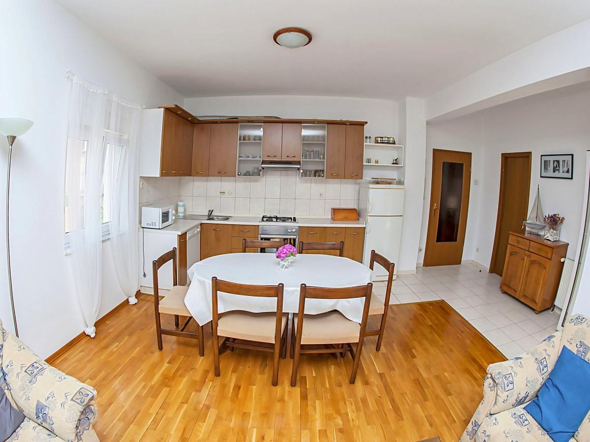 Apartments Damir Kaštel Štafilić Zewnętrze zdjęcie