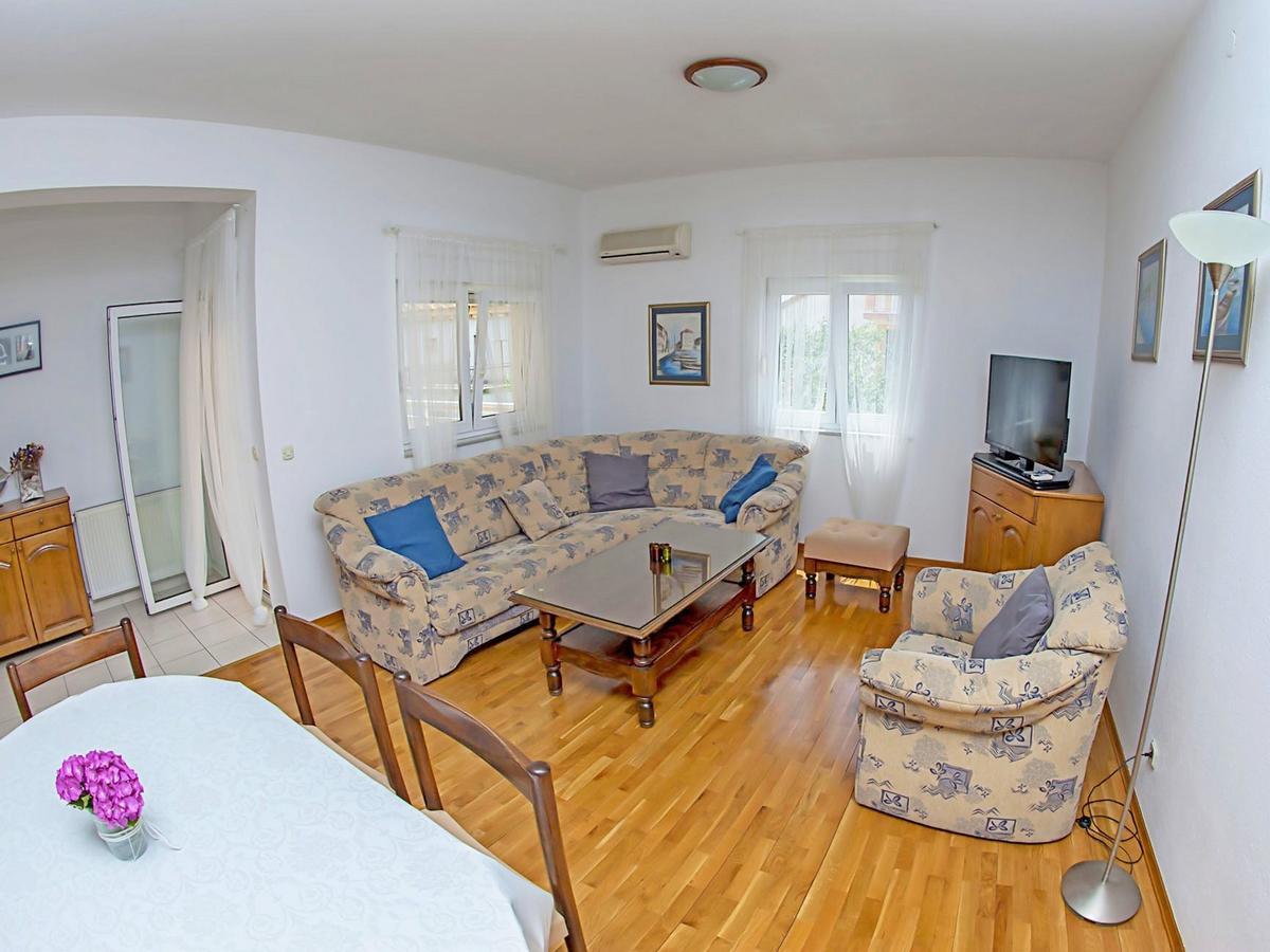 Apartments Damir Kaštel Štafilić Zewnętrze zdjęcie